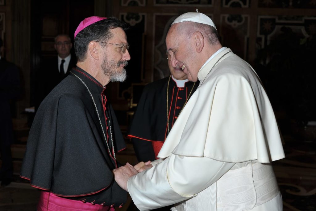 Mons. Luiz Fernando Lisboa con Papa Francesco