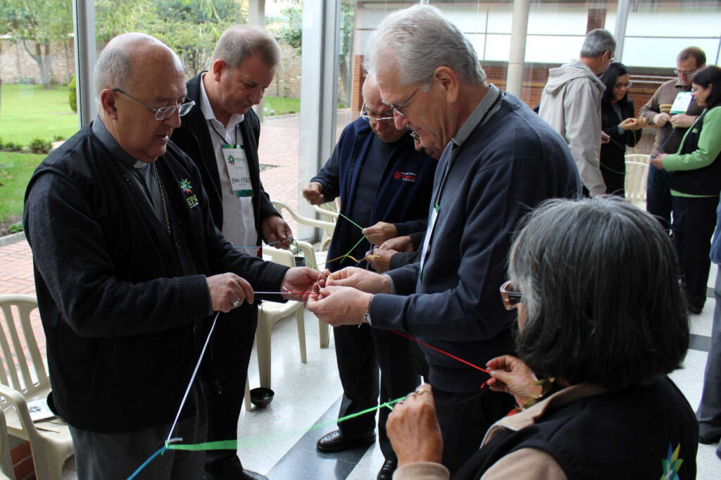 Il Card. Barreto durante un incontro della rete REPAM 