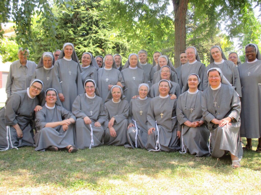 Suore Francescane Missionarie di Assisi